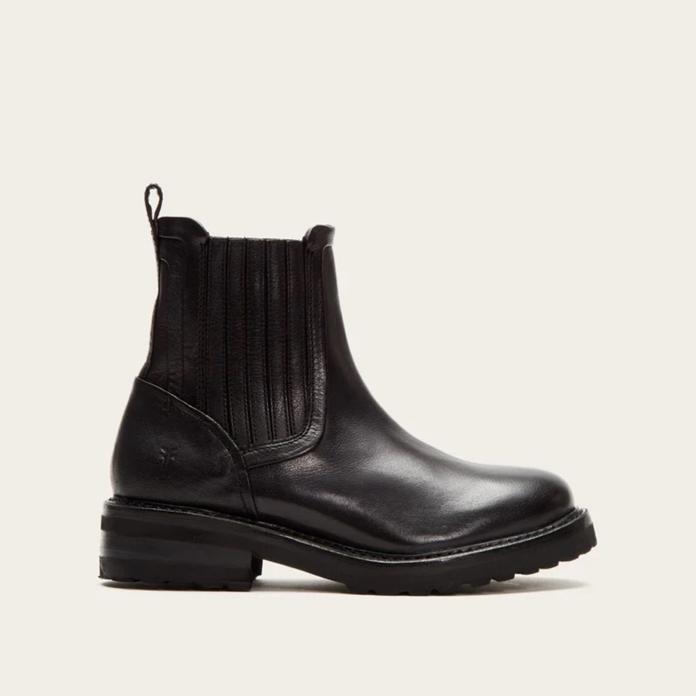 NWT Frye Ella Moto Boots